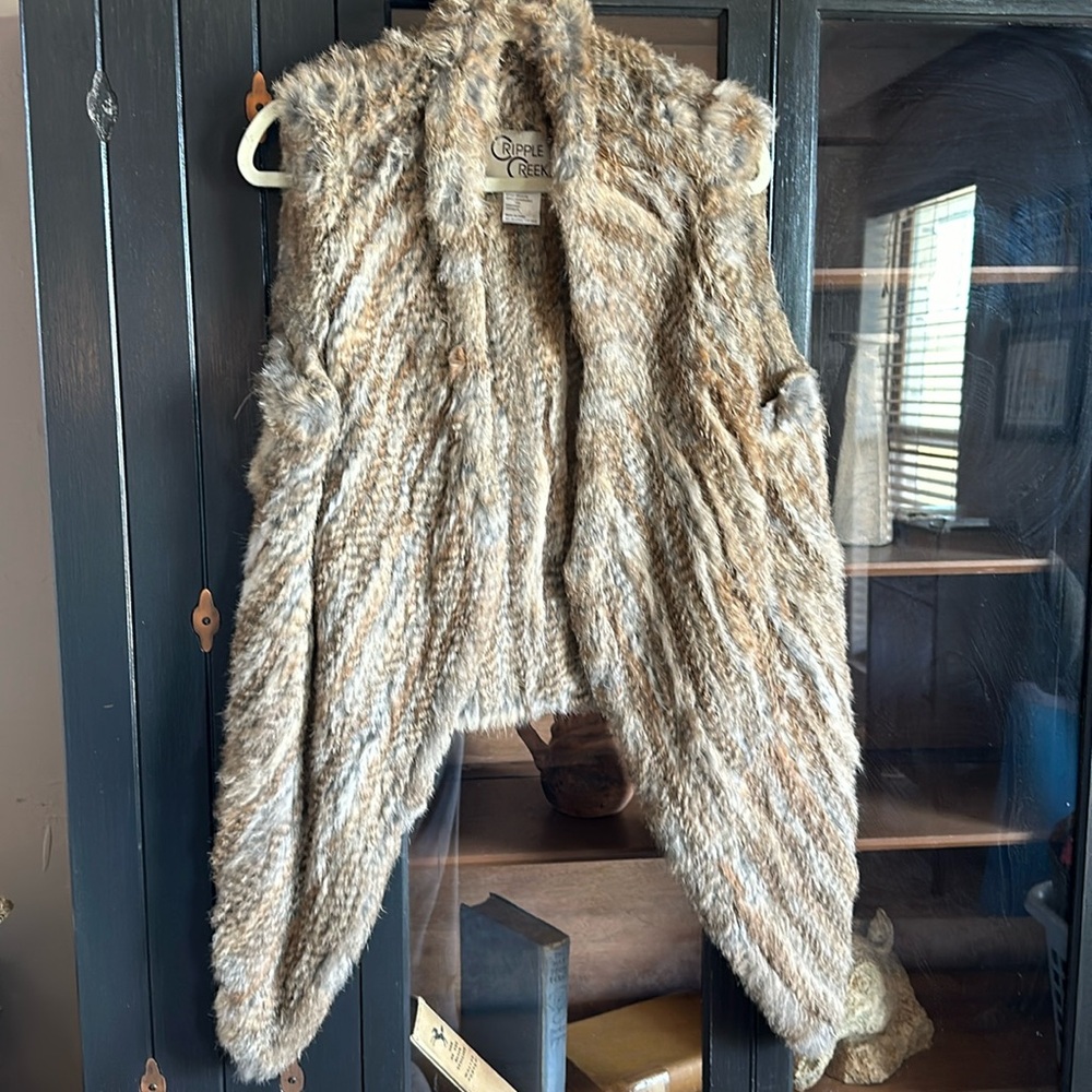 Fur vest